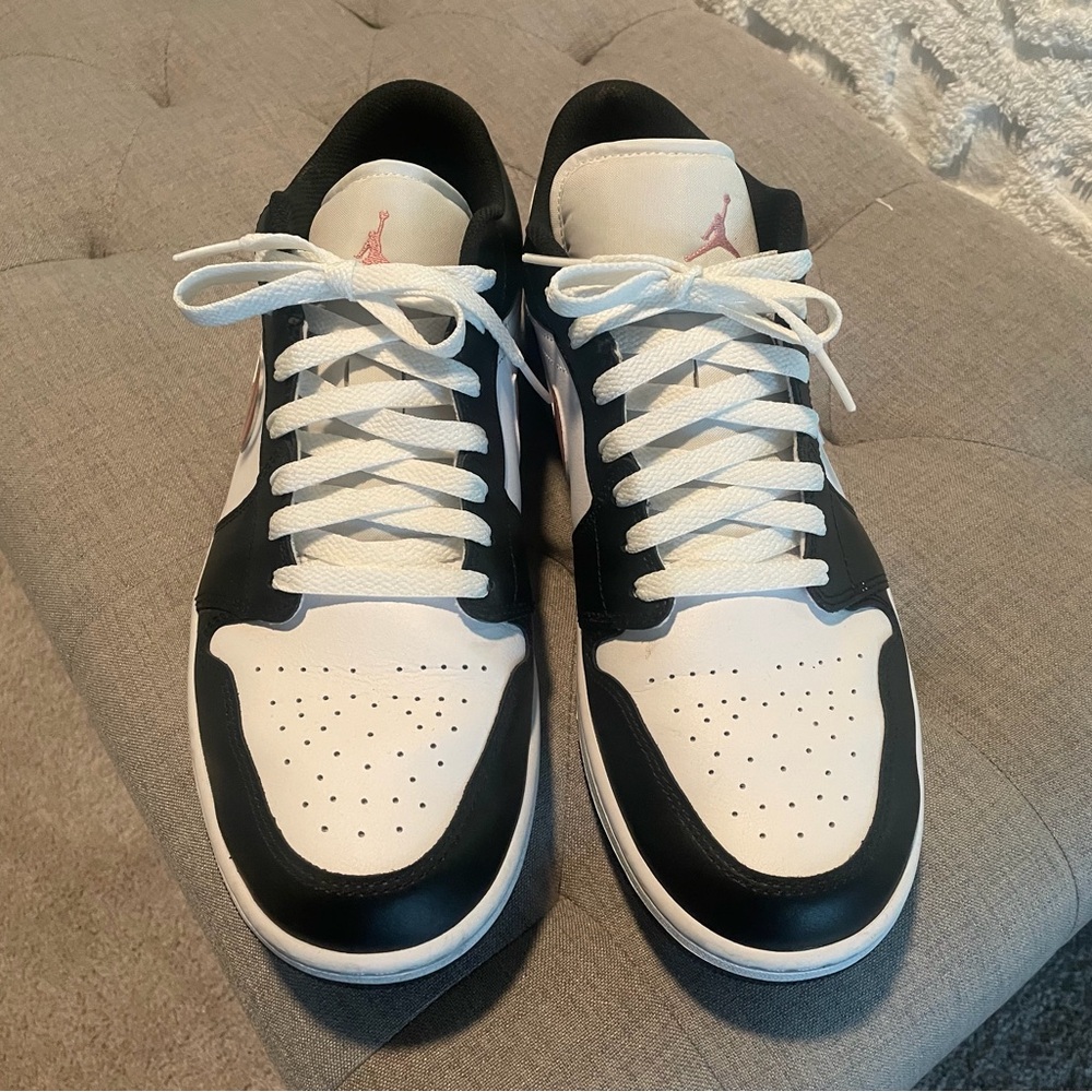 Nike Air Jordan 1 Low Men's - Black/White/rust Pink Swoosh. Perfect 4 prom - Picture 9 of 11
